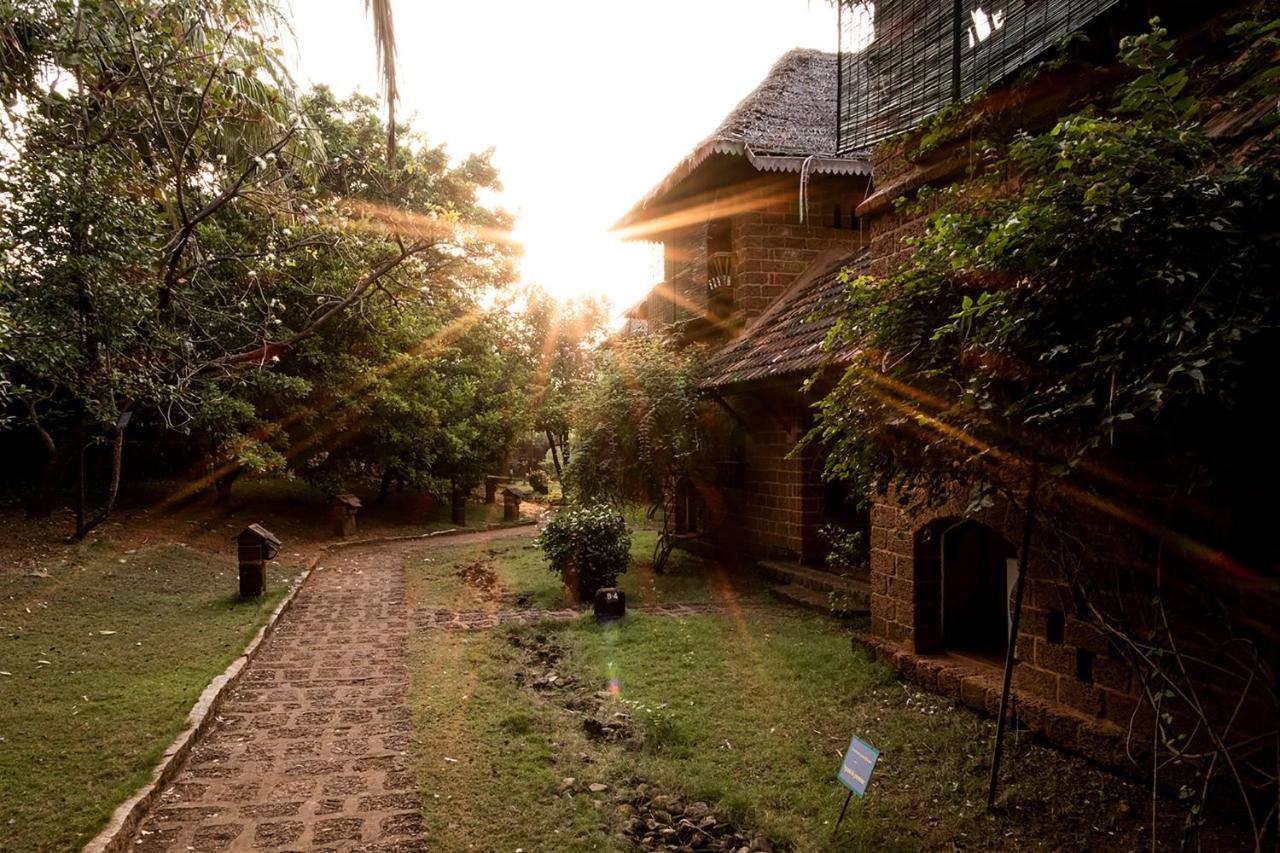 Hotel Swaswara Gokarna - A Cgh Earth Experience Exterior foto